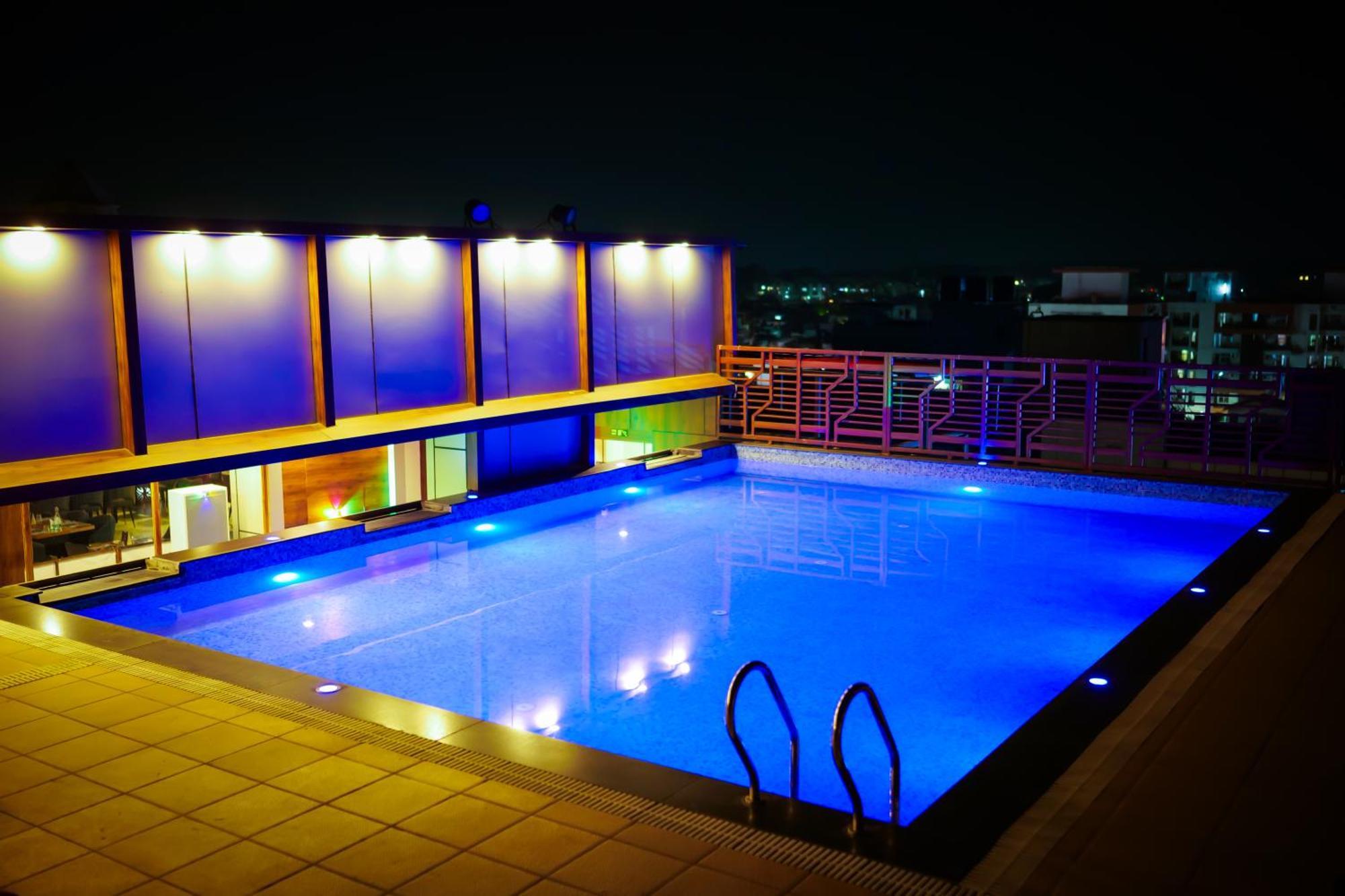 Effotel By Sayaji Dehradun Exterior photo